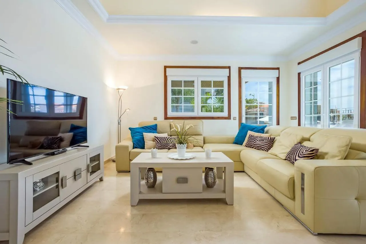 Villa Leonardo Dos By Villa Plus بويرتو دي سانتياغو
